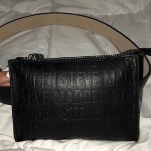 Steve Madden fanny pack